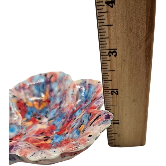 Pink Pottery Trinket Dish with Splatter Paint Design - Picture 8 of 9